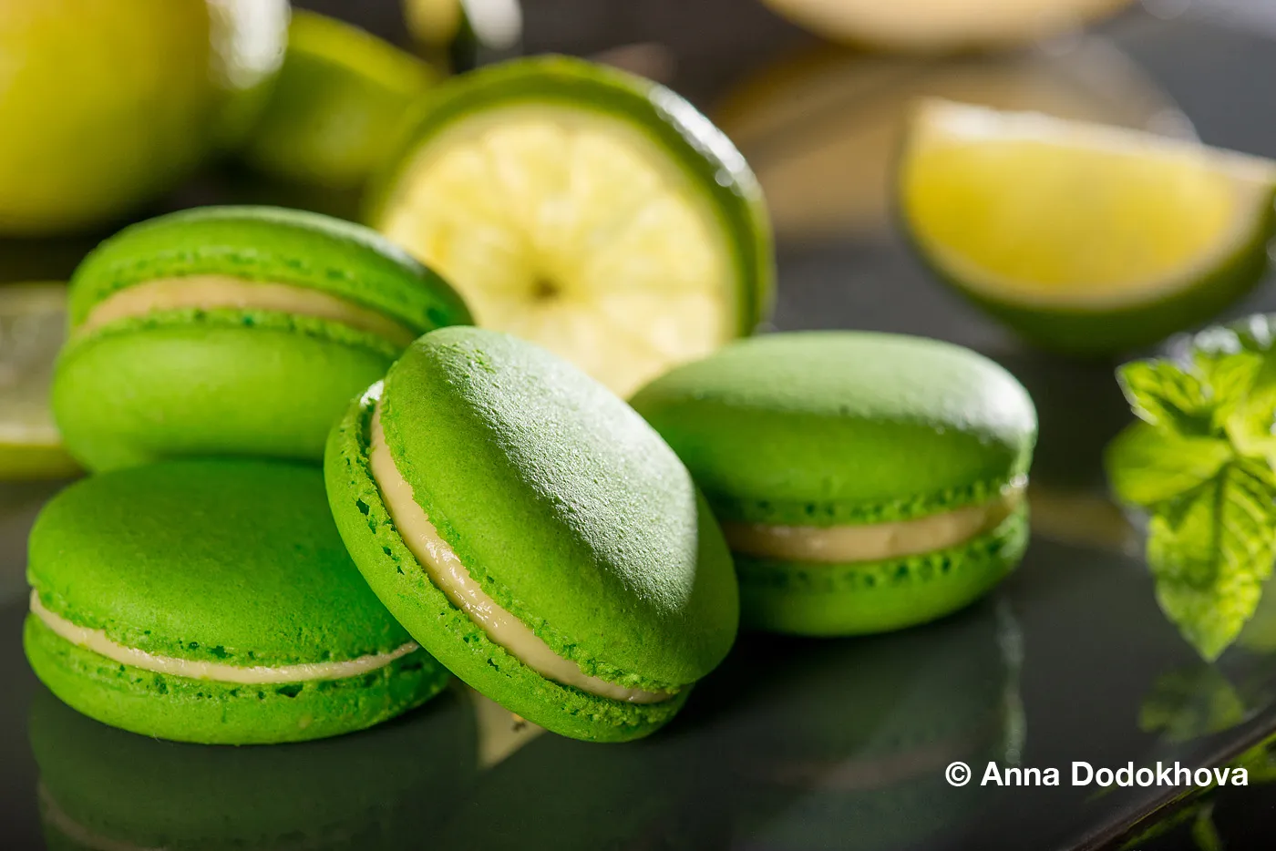 Фотосъёмка макарон кондитерской Jon Macaron. Фуд-фотограф, фуд-стилист Анна Додохова