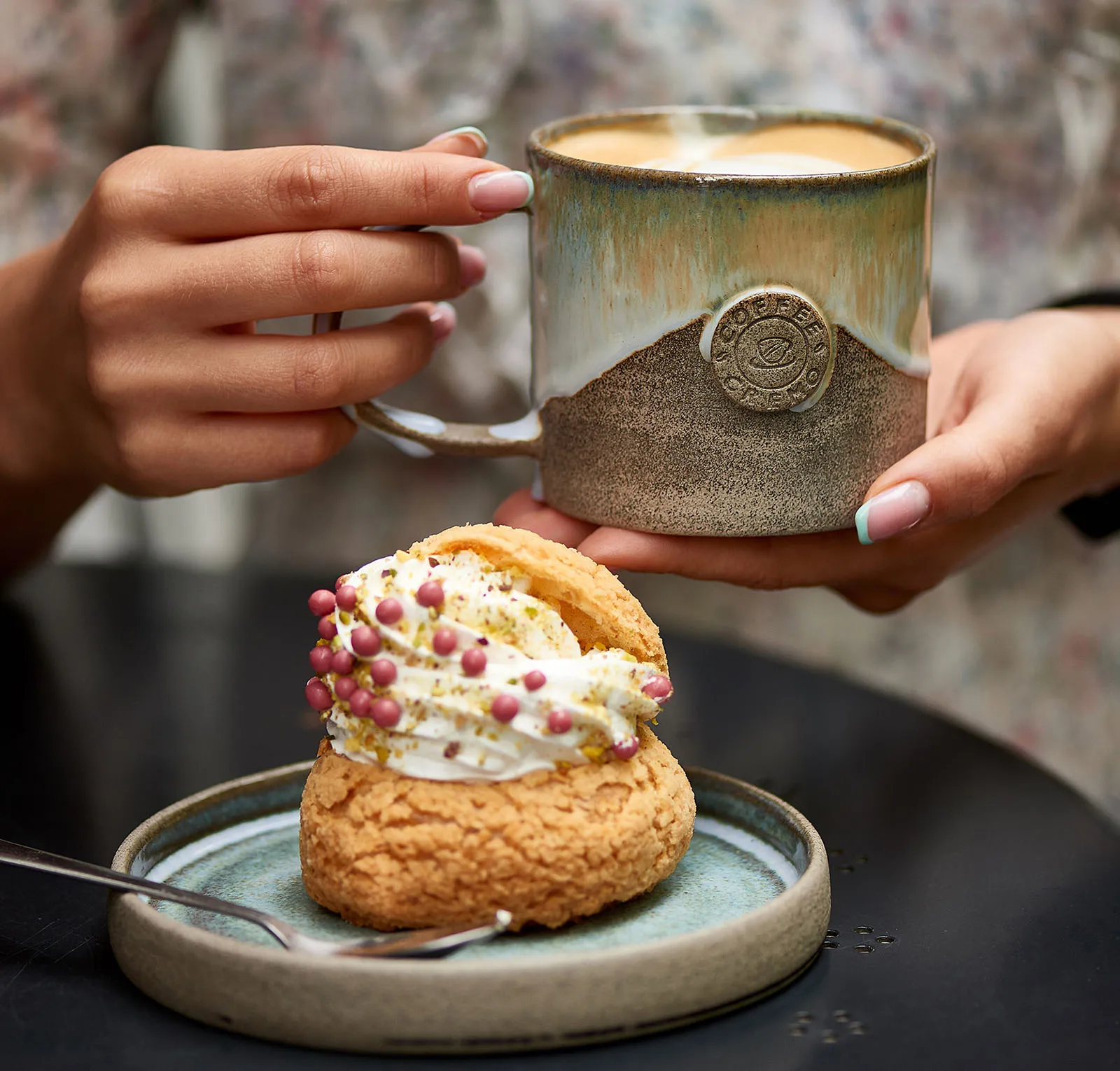 Фотосъёмка напитков и десертов Coffee Cremo. Фуд-фотограф, фуд-стилист Анна Додохова